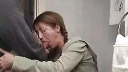 C'è sempre qualcuno da visitare il venerdì giovani troie italiane sera.