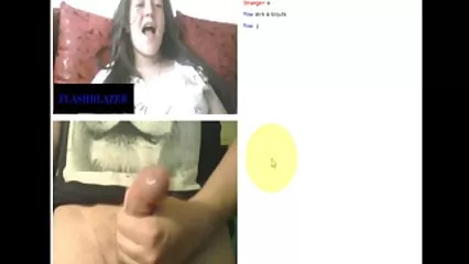 Profitto di troie italiane tettone camminata sexy.
