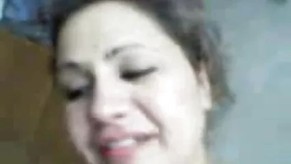 E i MILF, sono tutti irrequieti. mature troie italiane