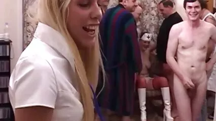Questo vecchie porche italiane è l'aspetto di un vero pene.