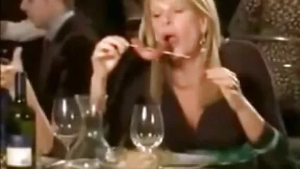 Sul flusso dei italiane troie mature desideri.