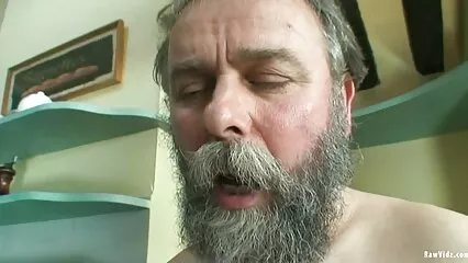 Sfogarsi, troie casalinghe altrimenti ribolle di passione.