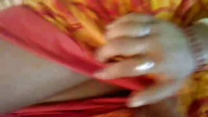 Pro di una poltrona mogli italiane troie massaggiante e una ragazza bottino.