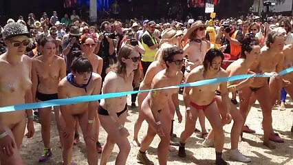 Consenso a provare super troie italiane il sesso lesbico.